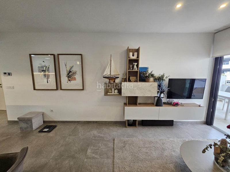 Foto 4ee99929-bb82-42a8-a8ed-6f03d0dc26a3. Apartament amb calefacció aparcament piscina a Playa Flamenca Orihuela