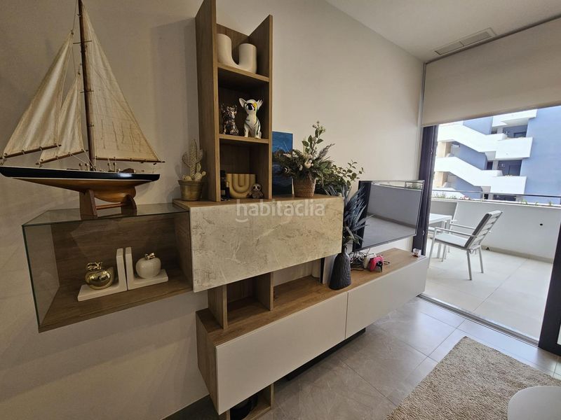 Foto 525861bf-f235-4c9c-9b5d-e5a8a2218e5a. Apartament amb calefacció aparcament piscina a Playa Flamenca Orihuela