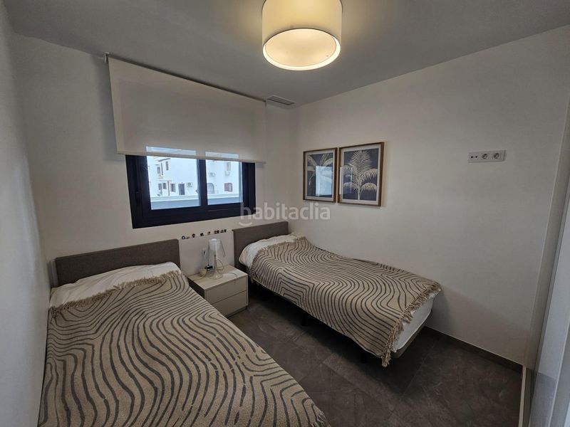 Foto f53f7707-51af-4b5b-b73e-c6c846bb310f. Apartament amb calefacció aparcament piscina a Playa Flamenca Orihuela