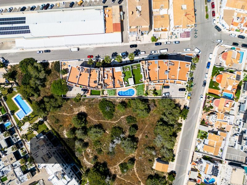 Foto f5451fbb-6f75-4436-8141-eecba3f2a450. Apartament amb calefacció aparcament piscina a Villamartín-Las Filipinas Orihuela