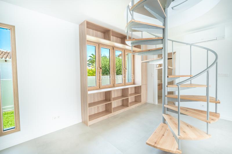 Foto 9ee6a3c2-8a6b-4557-8328-fe855ed82a13. Xalet amb calefacció piscina a Cabo Roig Orihuela