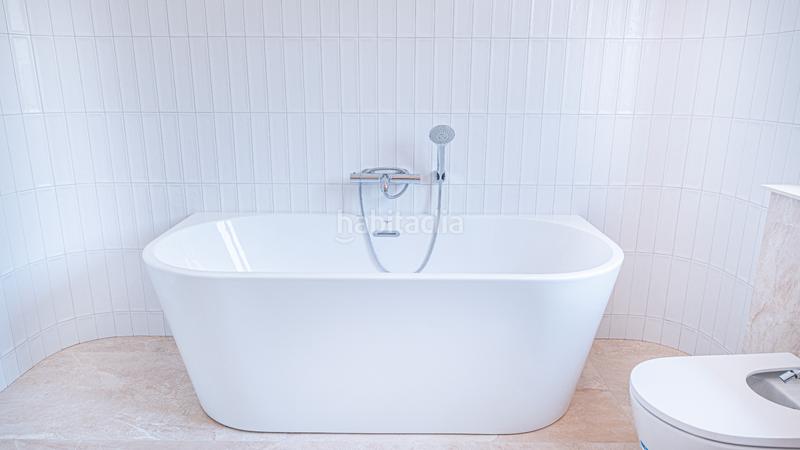 Foto a3c3a9d9-2e57-4170-998f-bc5b2a1b2b61. Xalet amb calefacció piscina a Cabo Roig Orihuela