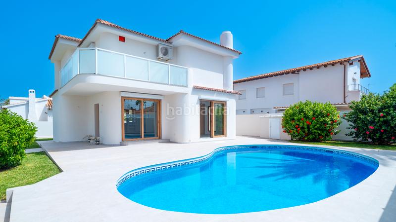 Foto b0484ffd-efd0-4f1f-bddd-411b2698283e. Xalet amb calefacció piscina a Cabo Roig Orihuela