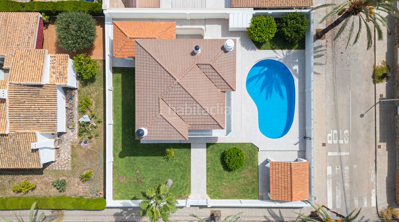 Foto cb223996-6170-45ad-9c27-8ed7e9791257. Xalet amb calefacció piscina a Cabo Roig Orihuela