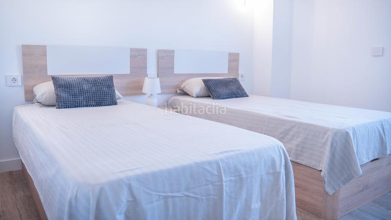 Foto 118a24a4-11d2-454c-913f-b61379d74b5b. Apartament amb calefacció aparcament piscina a Punta Prima Torrevieja