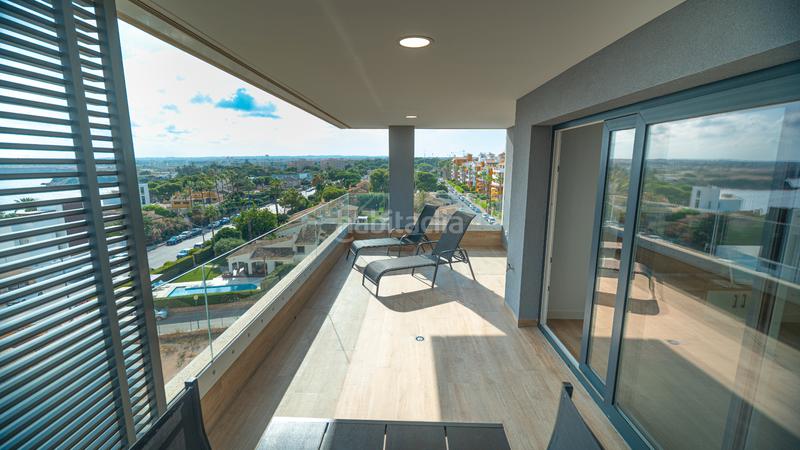 Foto 4e719f7e-6eae-4300-958c-b9084fd8149f. Apartament amb calefacció aparcament piscina a Punta Prima Torrevieja