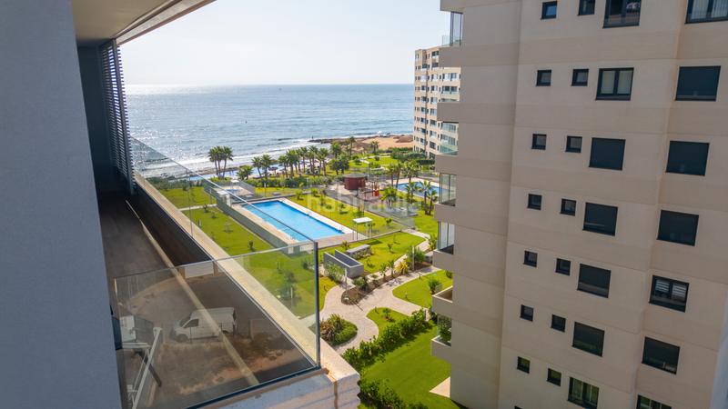 Foto e95e2143-2831-42df-9455-5443d15e275c. Apartament amb calefacció aparcament piscina a Punta Prima Torrevieja