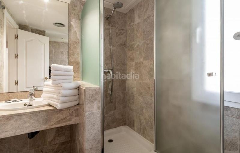 Foto 9c6068d0-625b-48db-86df-953225f13aab. Flat with heating in La Dama de Noche - La Alzambra Marbella