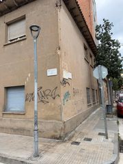 Edifici a Molins de Rei. Amplio edificio en venta en avenida, total de 524 m, ideal para