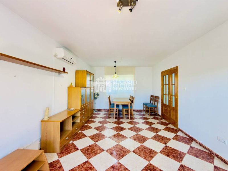 Foto 6442465f-8351-4f7d-9f94-ef321f126a88. Chalet with heating parking pool in Villa del Prado