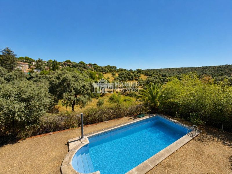 Foto ed4a0326-ae2f-4f19-b9d9-aa8cc495c97c. Chalet with heating parking pool in Villa del Prado