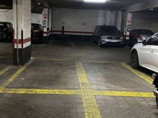 Aparcament cotxe a Recoletos. Plaza de garaje en venta