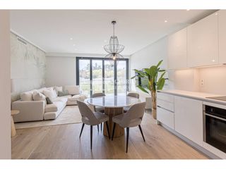 Location Appartement  Calle jesús de polanco. Piso a estrenar en alquiler en frente de puerta de hierro, madri