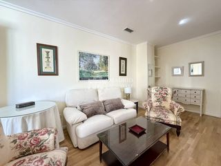 Miete Etagenwohnung  Plaza santa bárbara. Piso en alquiler en plaza santa bárbara, madrid