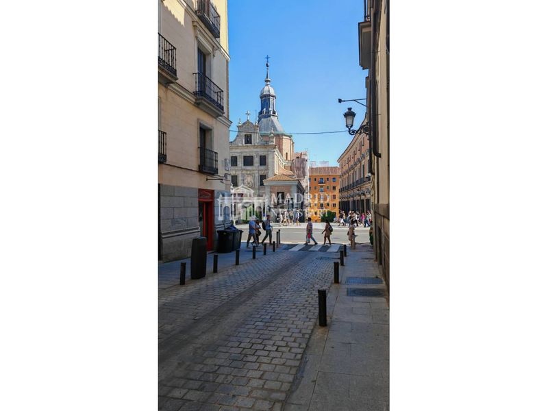 Foto 21a6a4b2-893a-4989-96a7-19248596b829. Rent flat in calle factor 4 in Palacio Madrid