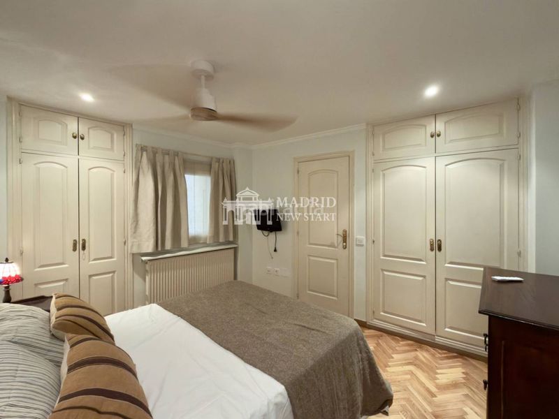 Foto 27ad153a-9ded-4e19-afb9-6574ed0c8360. Rent flat in calle factor 4 in Palacio Madrid
