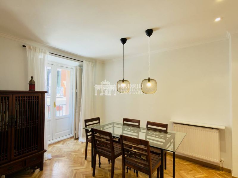 Foto 487c8040-5819-4a61-b4e8-b9d9d4f4a4f7. Rent flat in calle factor 4 in Palacio Madrid