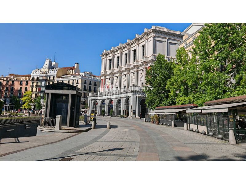 Foto 6e23eaf8-5ccf-4f6b-a66d-d5e774eac0d1. Rent flat in calle factor 4 in Palacio Madrid