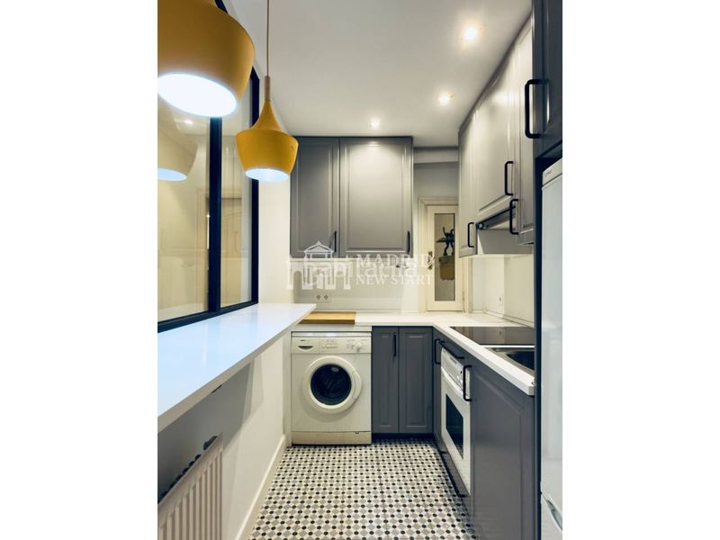 Foto 972394d0-c8e7-47a7-99f4-31ed759731df. Rent flat in calle factor 4 in Palacio Madrid