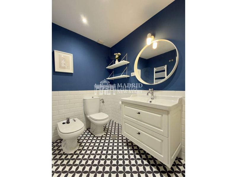 Foto c20e3004-4cdb-41ef-a89f-6d044dd05510. Rent flat in calle factor 4 in Palacio Madrid