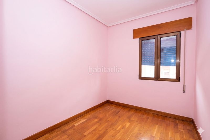Foto c85c58e0-d2e7-4e25-8ca5-b97647821982. Pis amb calefacció a Los Castros Santander