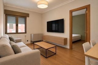Appartamento in Los Castros. Piso para reformar en calle madre soledad  grupo san luis