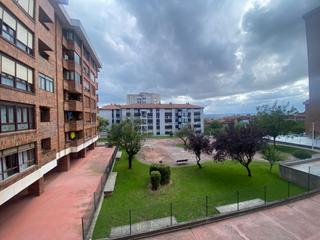 Pis a Alisal - San Román. Venta de piso con garaje y trastero cerca de valdecilla