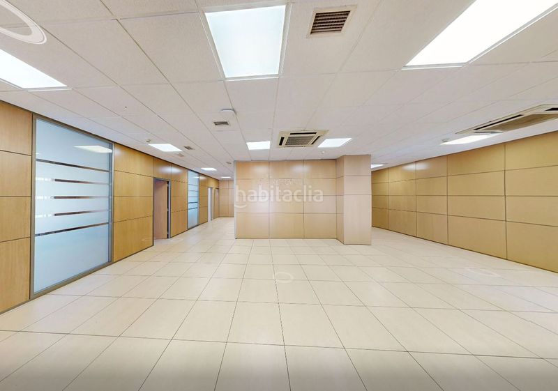 Foto 95c9a8dd-cdc0-48fc-b5bb-0087e87e8457. Lloguer edifici a Campus de la Salud Armilla