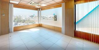 Lloguer Edifici a Campus de la Salud. Edificio en alquiler con parking propio