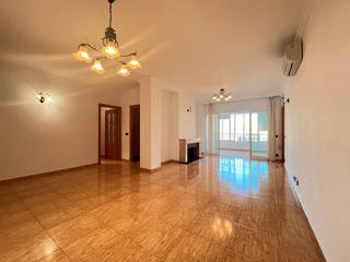 Location Appartement  Avenida de la aurora. Piso en alquiler de larga temporada en málaga - 3 habitaciones -