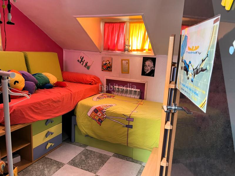 Foto a879eef2-57bb-4fc4-aa7d-6ed381f47ecf. Semi detached house with heating parking in Simancas Madrid