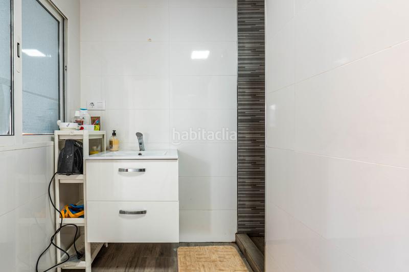 Foto 780f27d0-d7de-4be5-ac19-06d39b90e15d. Casa a schiera con camino in Avda. De los Ogíjares Armilla