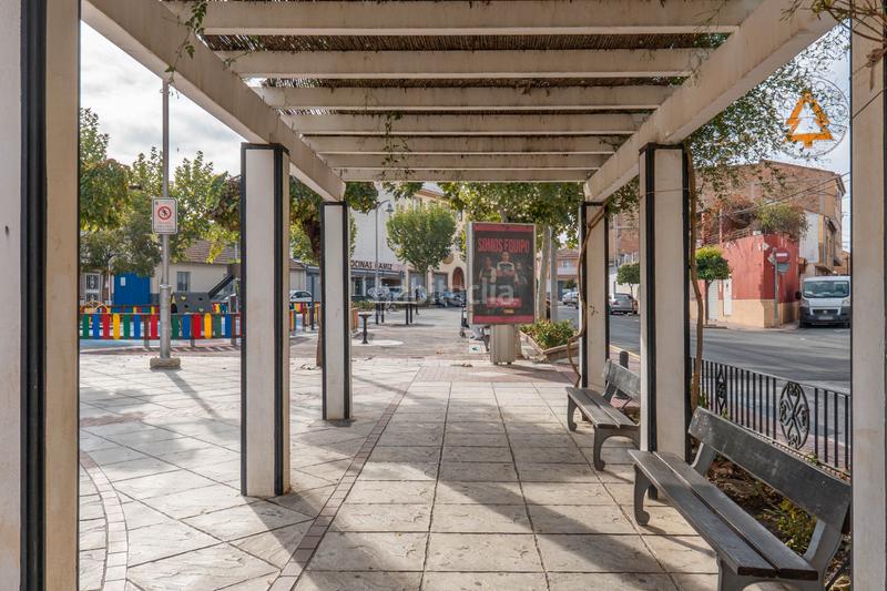 Foto 8d394e32-6be7-4506-81b6-ad54825eb2fe. Casa a schiera con camino in Avda. De los Ogíjares Armilla