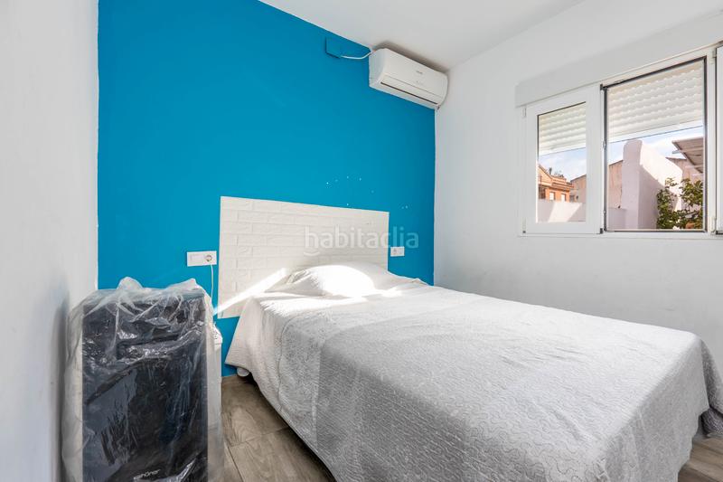 Foto ebeaadc6-8c45-436f-b16b-6ed6daa5f546. Casa a schiera con camino in Avda. De los Ogíjares Armilla