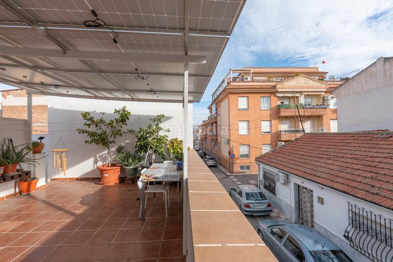 Foto 64d6e6c9-d1a1-4972-b79e-46738f501d61. Maison jumelée avec cheminée dans Avda. De los Ogíjares Armilla