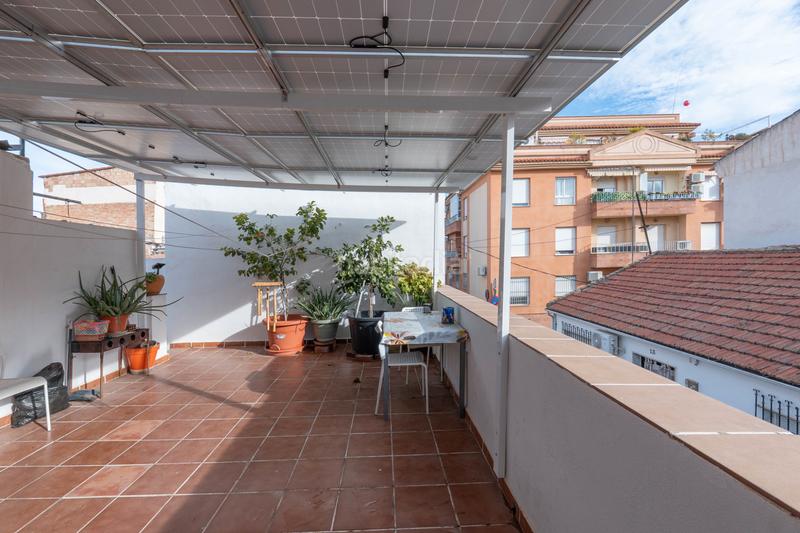 Foto 9c06b258-4868-403c-9baf-c97e38ca14f4. Maison jumelée avec cheminée dans Avda. De los Ogíjares Armilla