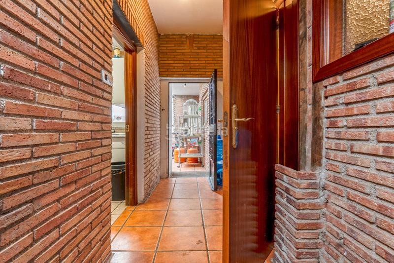 Foto b01cf0ec-e59b-47e2-8124-96350edd46c8. Maison jumelée avec cheminée dans Avda. De los Ogíjares Armilla