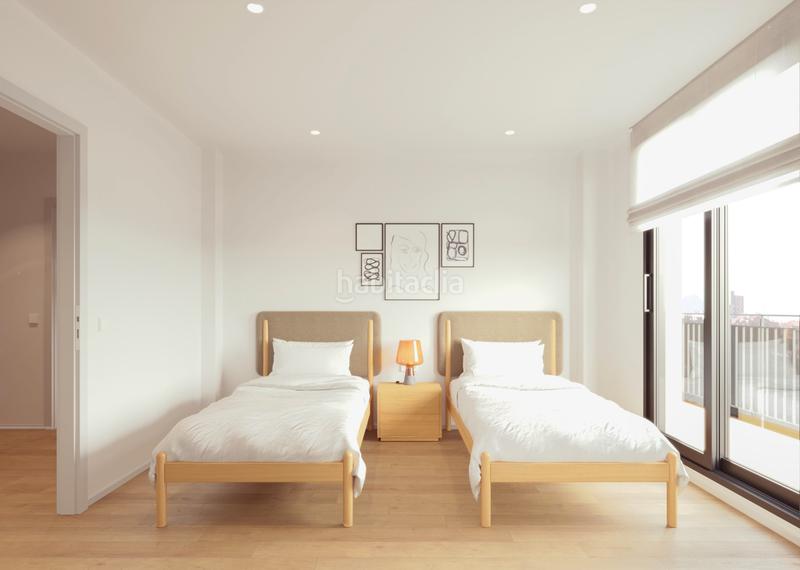 Foto cf36ddbb-9839-449a-8516-c748ef5c6188. Aparcament cotxe a carrer de joaquín costa 19 a Hostafrancs Sabadell