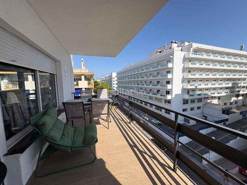 Foto 4c2d7a66-d778-4be4-86f7-8277274b596b. Pis a Mar i Camp - Platja dels Capellans Salou