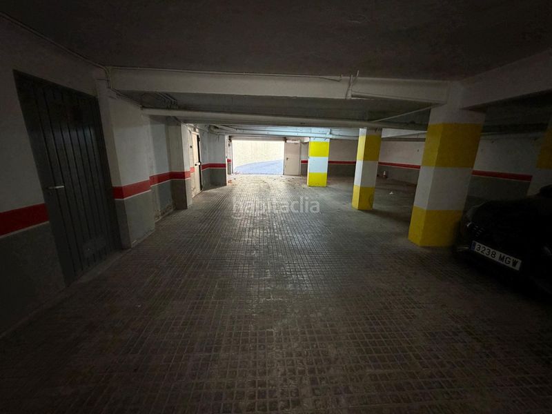 Foto 59689db5-87a8-4d73-af6c-a841640c7393. Parking coche en Centre Salou