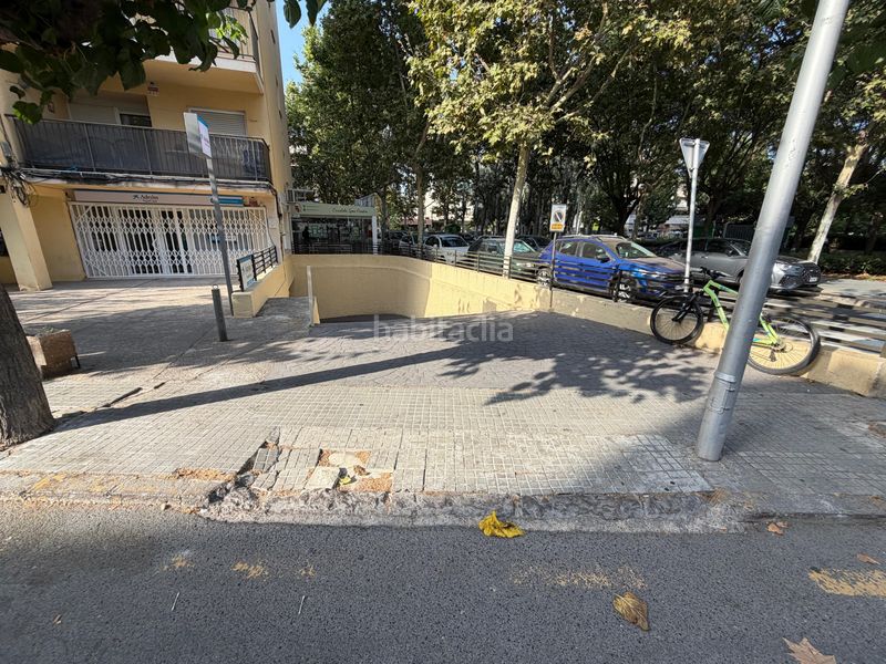 Foto 832c1d4c-acd8-4b17-880f-822a449ac1fc. Parking coche en Centre Salou