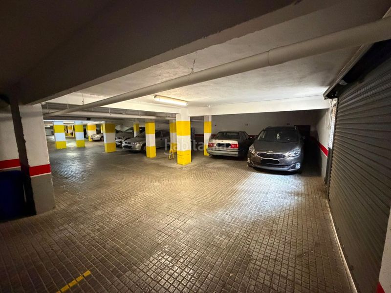 Foto addedc06-64b8-44f2-a876-c9254dd92aeb. Parking coche en Centre Salou