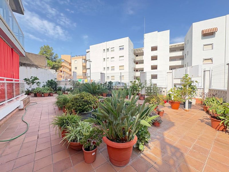 Foto 5b5cd16b-6c90-4548-a0ad-b097f6d30379. Pis amb aparcament a Mar i Camp - Platja dels Capellans Salou