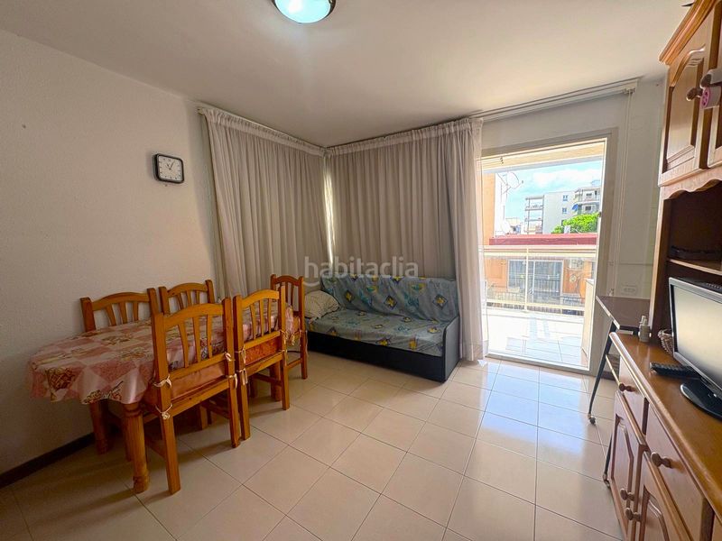 Foto cfcdf467-548e-441d-984a-34f1d63490f2. Pis amb aparcament a Mar i Camp - Platja dels Capellans Salou