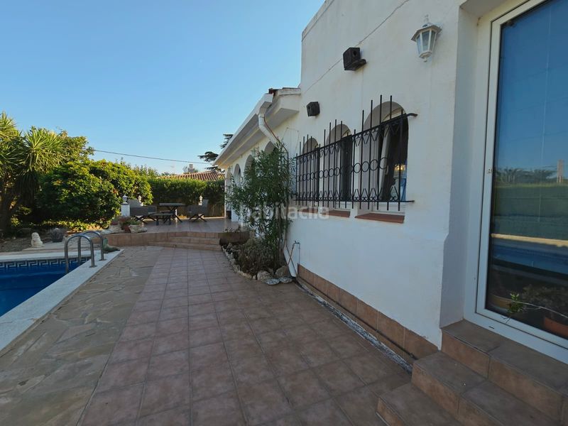 Foto 0a051be3-fba5-4e2a-b2be-8da304aef2c3. Casa amb aparcament piscina a Poble Mont-roig del Camp