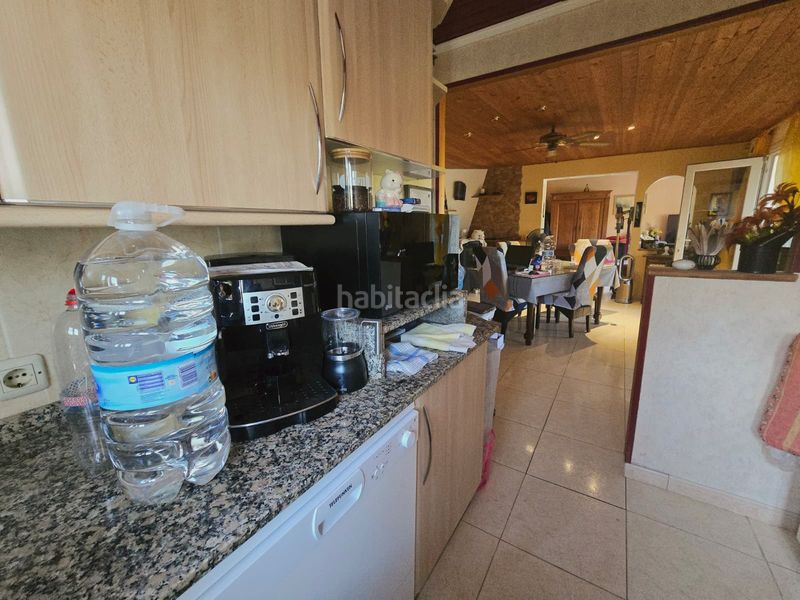 Foto 32b71eb7-a379-4adb-8241-9fe83a87270e. Casa amb aparcament piscina a Poble Mont-roig del Camp