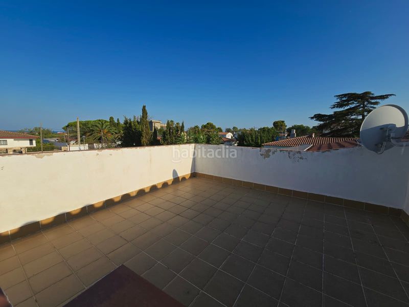Foto 5a0815d0-d08a-4424-bb27-c44ad41486f0. Casa amb aparcament piscina a Poble Mont-roig del Camp