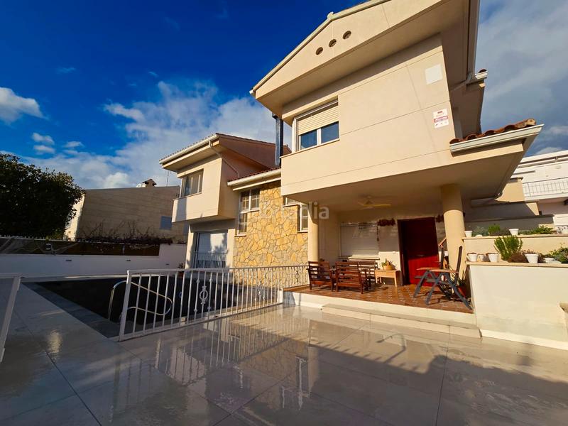 Foto 04a06199-6277-4f73-96ae-9db7b15058ae. Xalet amb xemeneia aparcament piscina a Regueral - Prat d'en Forés Cambrils