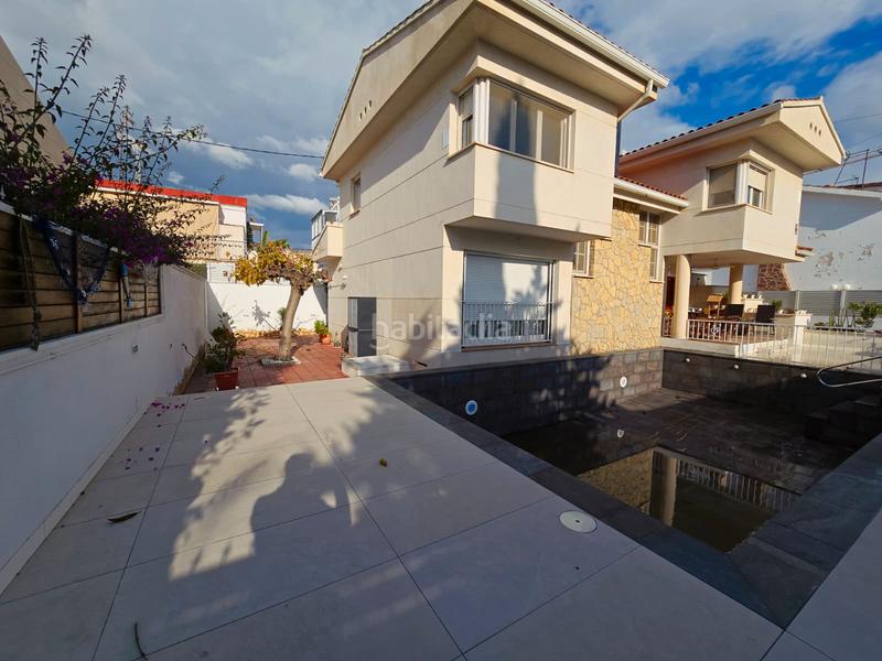 Foto 291e1669-d94b-4b7b-9614-988e11093f31. Xalet amb xemeneia aparcament piscina a Regueral - Prat d'en Forés Cambrils