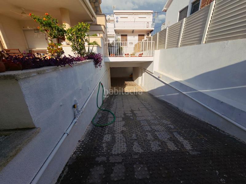 Foto 505a8dbe-e7de-4e8b-bd42-2105f447eb52. Xalet amb xemeneia aparcament piscina a Regueral - Prat d'en Forés Cambrils